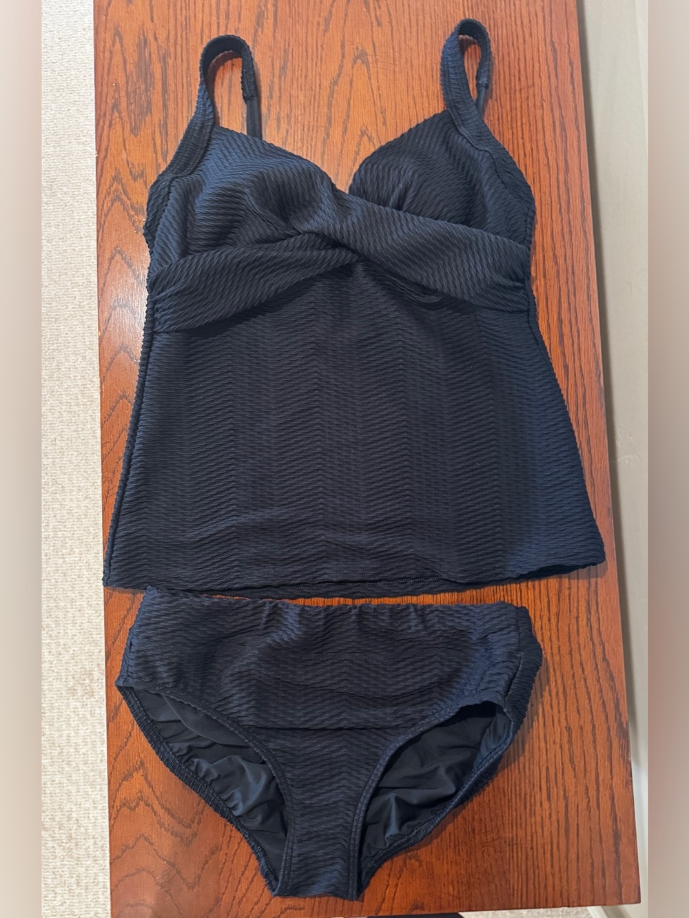 EUC Lands End Black Textured Tankini Set Size 10